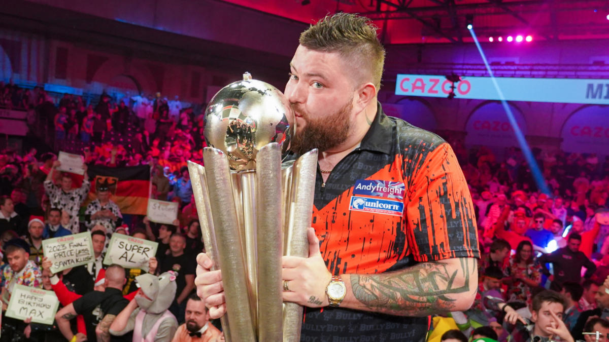 World Darts Championship: Michael Smith makes career comparison with Andy Murray after winning world title